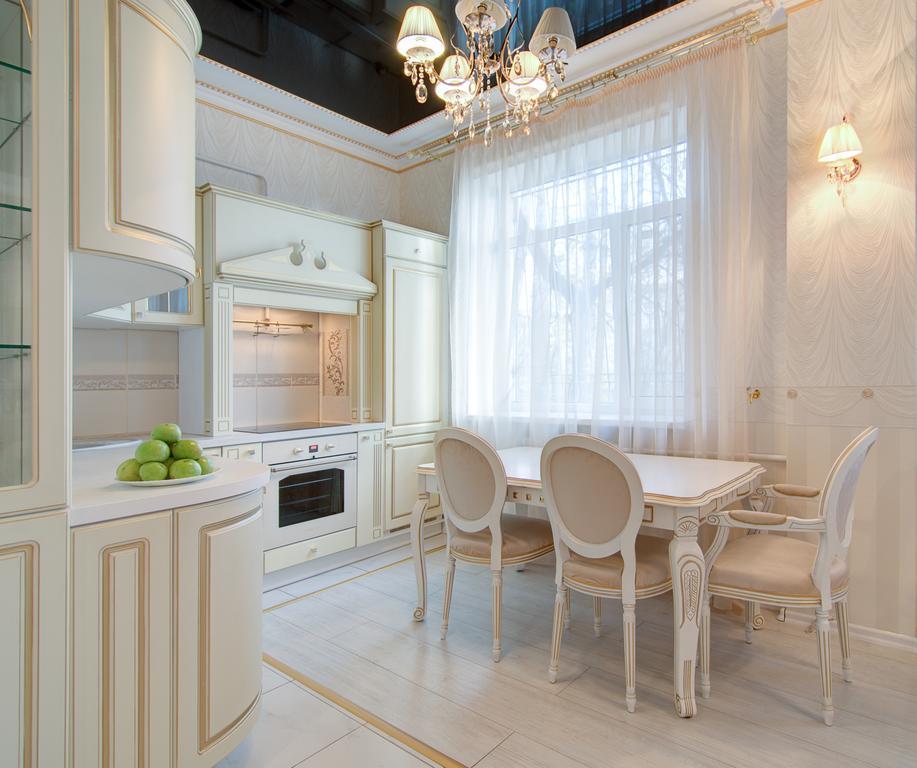 Apartment Bonapart Kharkiv Bagian luar foto